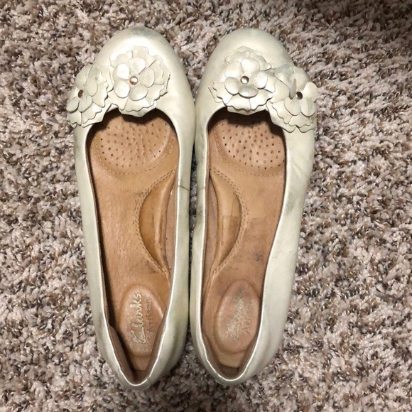 Clarks Shoes - *[Clark’s]* flats